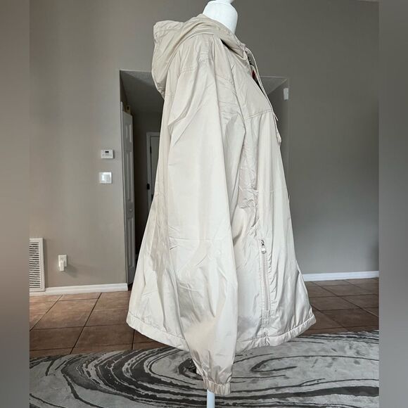 NWT Calvin Klein Women’s Lightweight Windbreaker Jacket - Picture 4 of 12